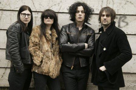 Jack white dengan project nya Dead Weather