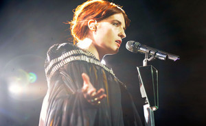 Florence And The Machine Mengisi Soundtrack Untuk “Snow White And The Huntsman”