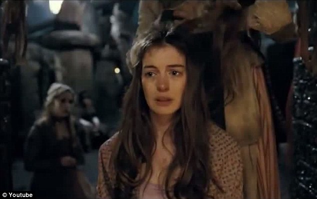 Anne Hathaway Dalam Trailer Les Misérables Menunjukkan Akting Skala Oscar