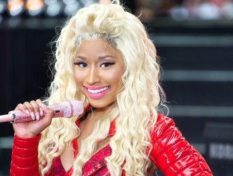 Nicki Minaj Mengalami Cedera Pita Suara