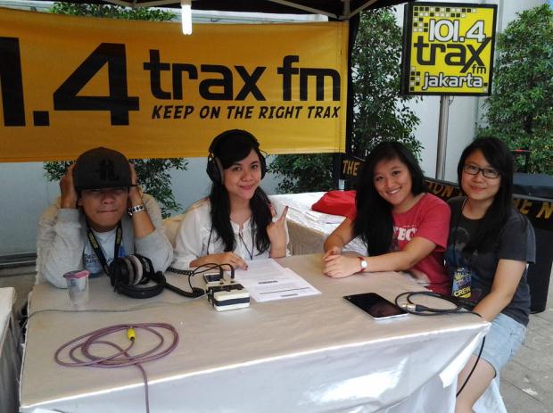 TraxFM news Lois1