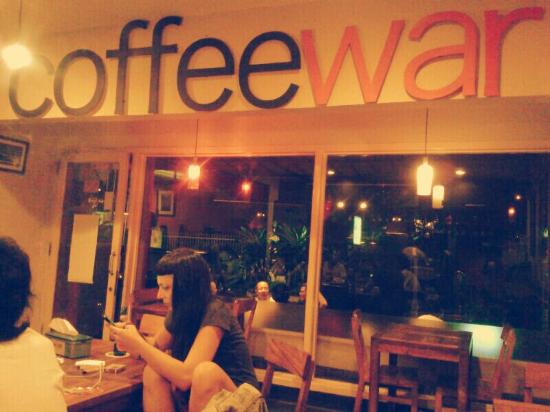 Coffee War Kemang – Coffee Shop Asli Indonesia