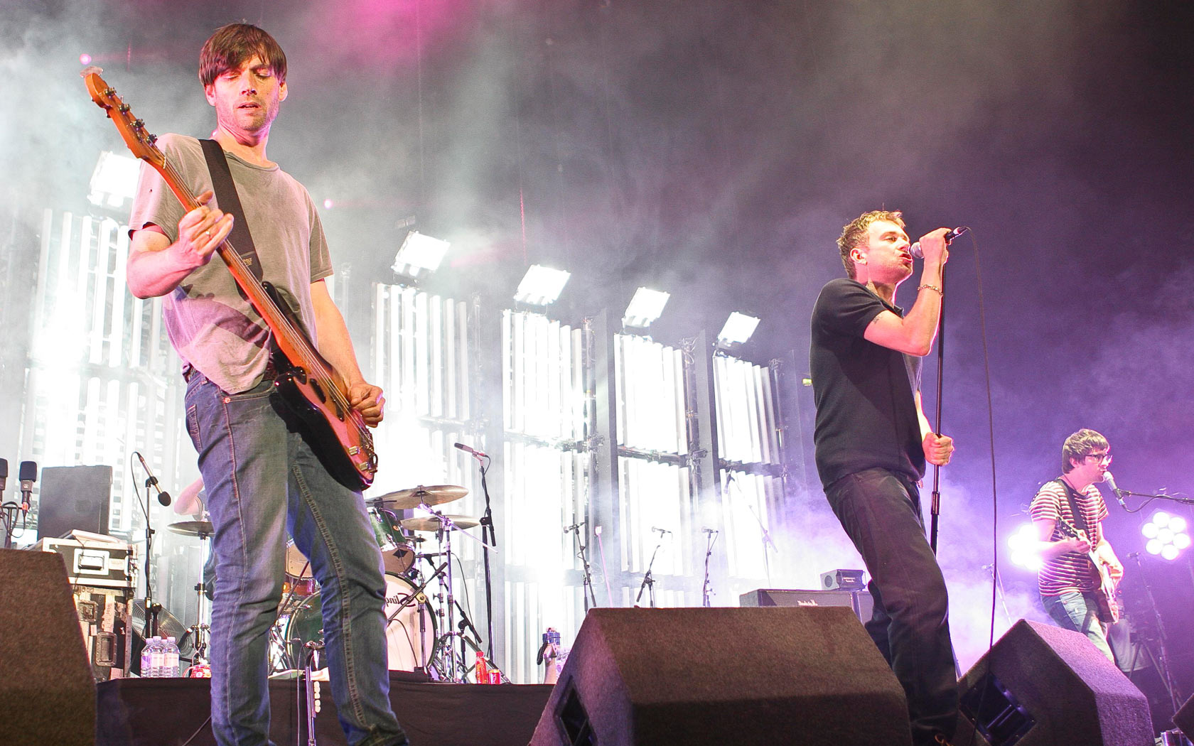 blur bg live dates