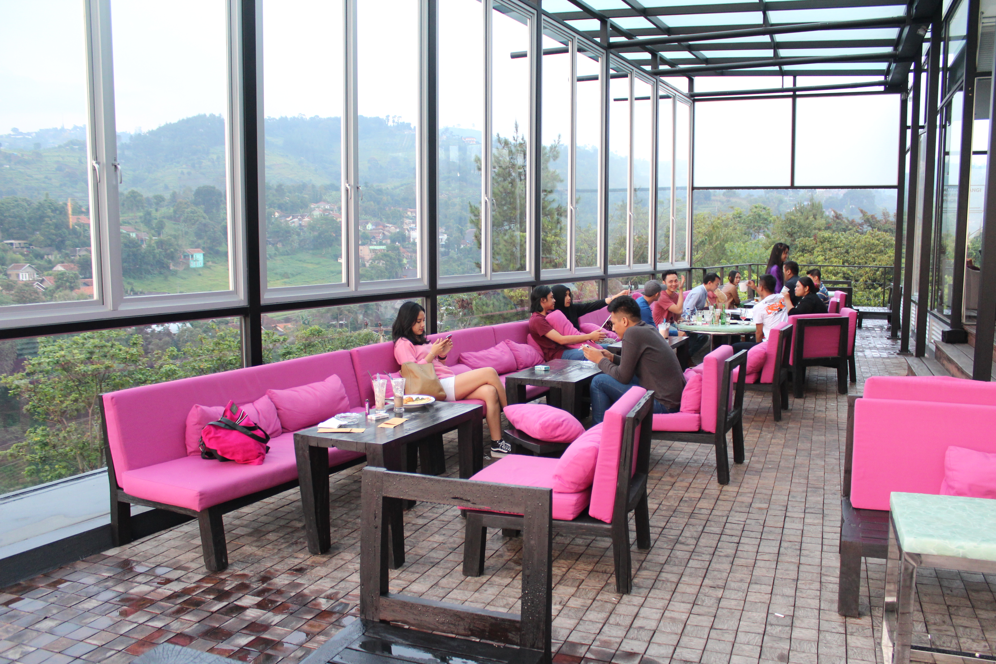 Lawangwangi Cafe and Creative Space | TRAX