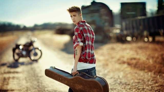 Justin Bieber Artis Muda Terkaya di Hollywood