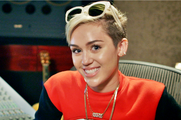 Lagu baru Miley Cyrus jadi soundtrack film lesbian