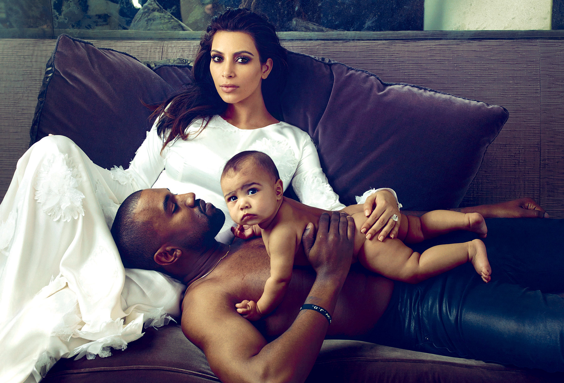 Lahirkan anak kedua, Kim Kardashian ingin North West disampingnya