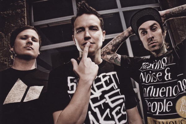 Tahun depan, Blink 182 akan rilis album baru