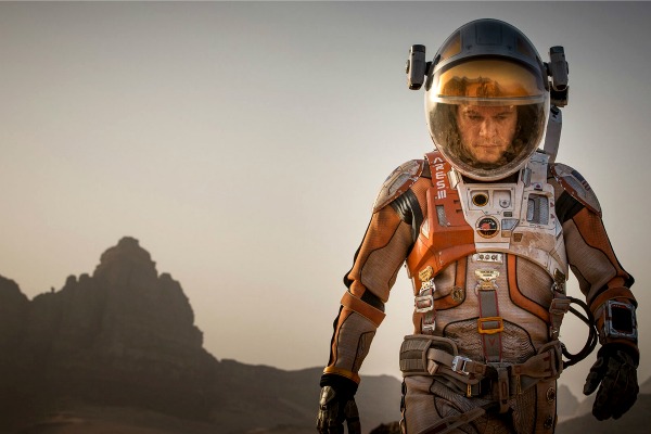 The Martian jadi film terlaris akhir pekan ini!