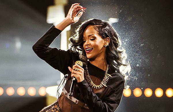 Rihanna sudah mengeluarkan album kedelapan