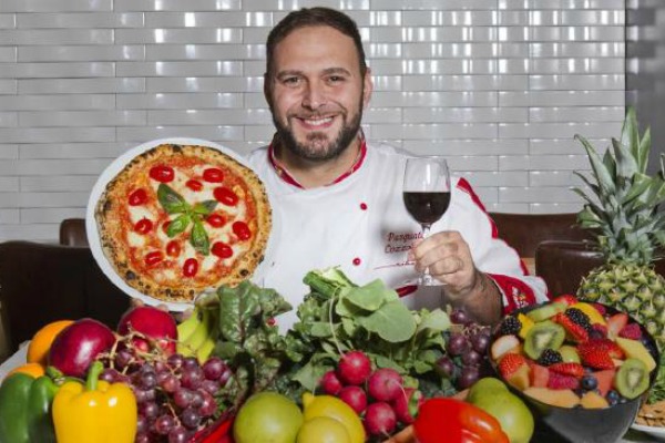 Bobot chef ini turun 45 kilogram karena rajin makan pizza, kok bisa?