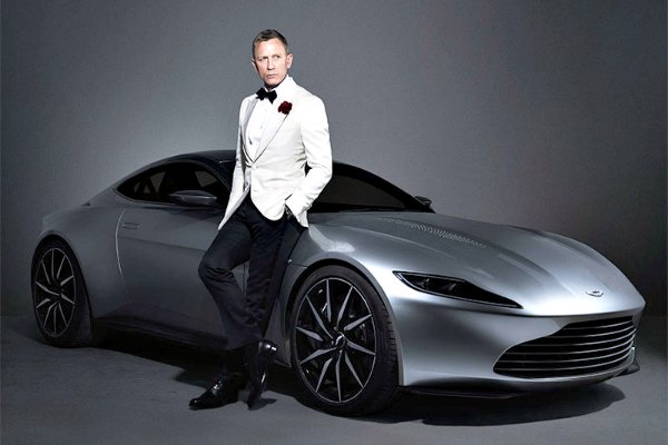 Aston Martin milik James Bond dilelang seharga Rp 47 Miliar