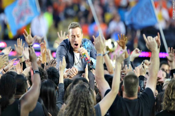 Coldplay at Superbowl 50 Halftime Show