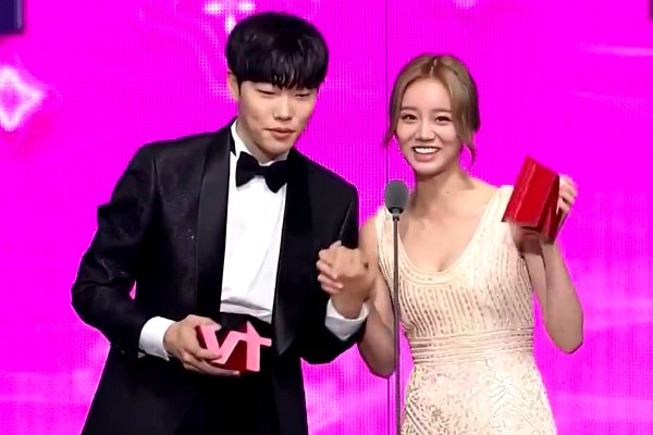 Berita KPop_tvN10 Awards