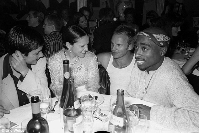 Kandasnya hubungan cinta Tupac dan Madonna terungkap
