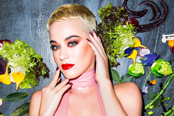 Katy Perry perkenalkan single “Bon Appetit” di chart Trax 2020!
