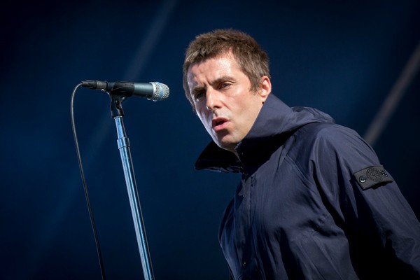 Lihat video klip terbaru Liam Gallagher “For What It’s Worth”
