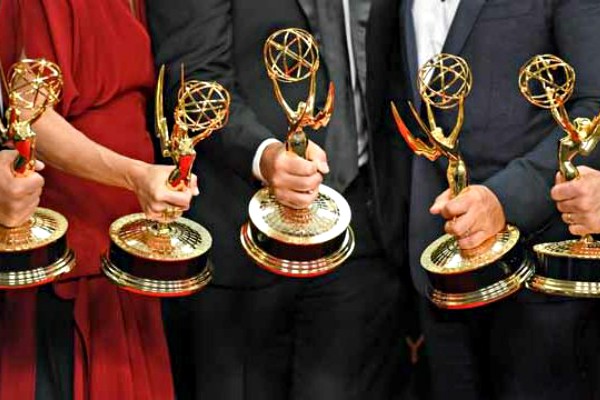 Yuk lihat daftar pemenang Emmy Awards 2017!