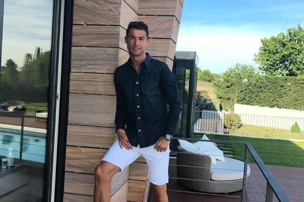 Rekor baru, Cristiano Ronaldo punya pengikut terbanyak di Instagram
