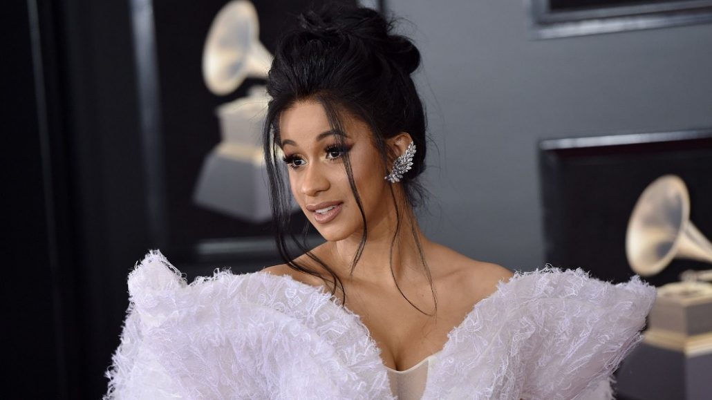 Dinilai Lagunya Cuma Buat Dance Tiktok, Cardi B: Terima Kasih! | TRAX