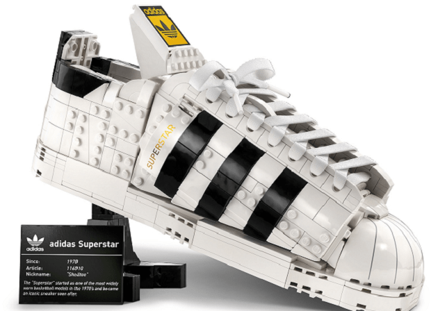  Adidas Luncurkan Sneaker LEGO Superstar