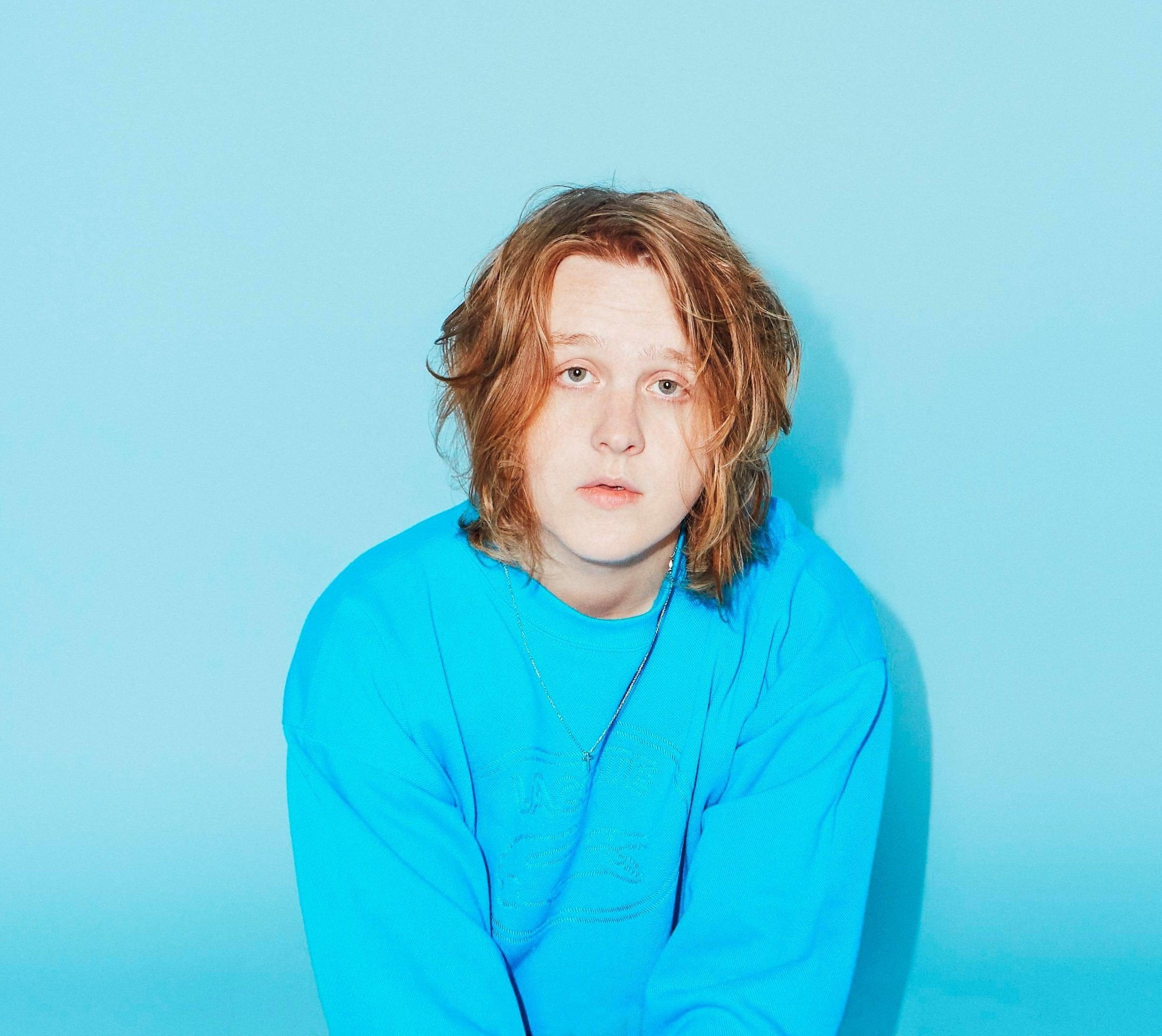 Perjalanan Lewis Capaldi Di Industri Musik Bakal Dijadiin Film