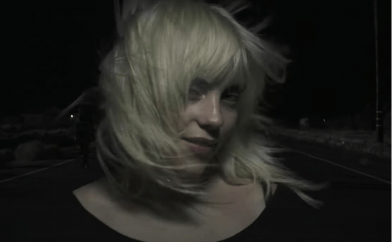 Billie Eilish Rilis Video Klip ‘NDA’ Yang Disutradarai Oleh Dirinya Sendiri