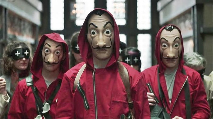 Kantor Ini Rela Ngeliburin Karyawannya Demi Bisa Nonton Money Heist Season 5!