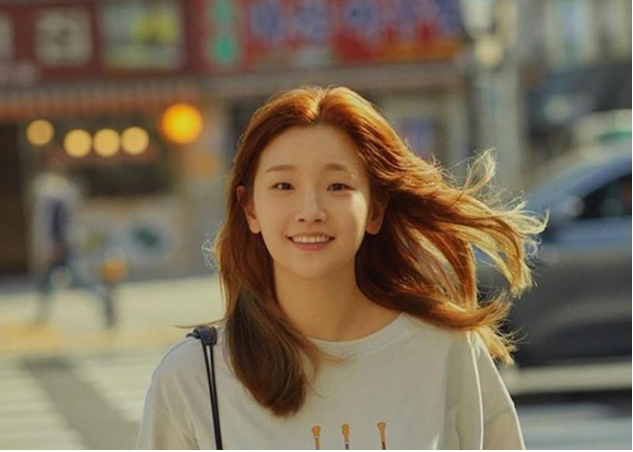 Park So-dam dan Song Joong-ki Disatukan Dalam Festival Film Busan 2021