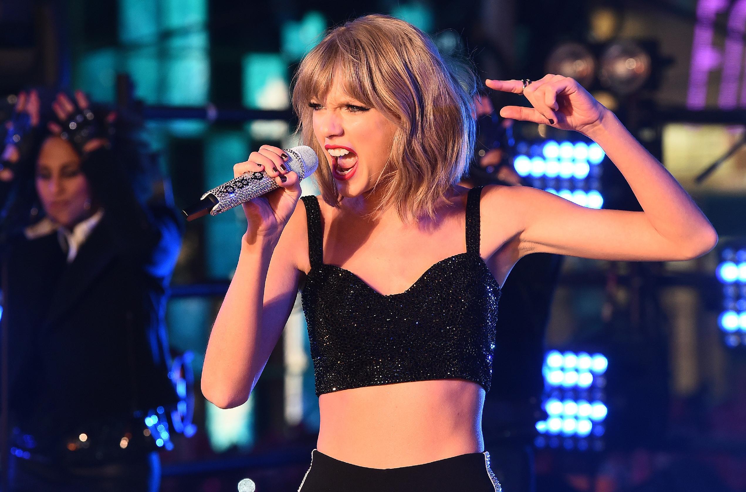 Universitas New York Adain Kursus Tentang Taylor Swift