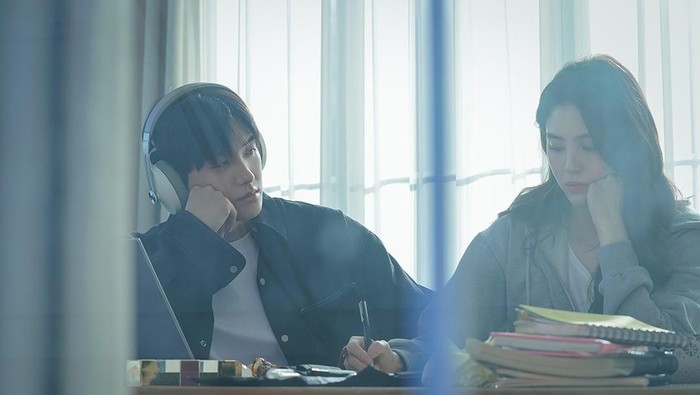 Teaser Baru “Soundtrack #1” Park Hyung Sik & Han So Hee Terlibat Friendzone Tapi Mesra