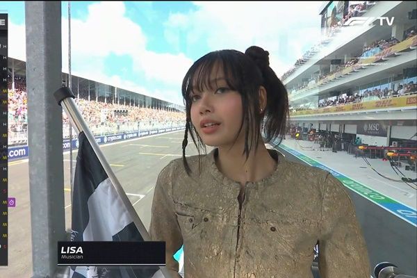 Lisa BLACKPINK Datang ke Race F1 Miami Grand Pix
